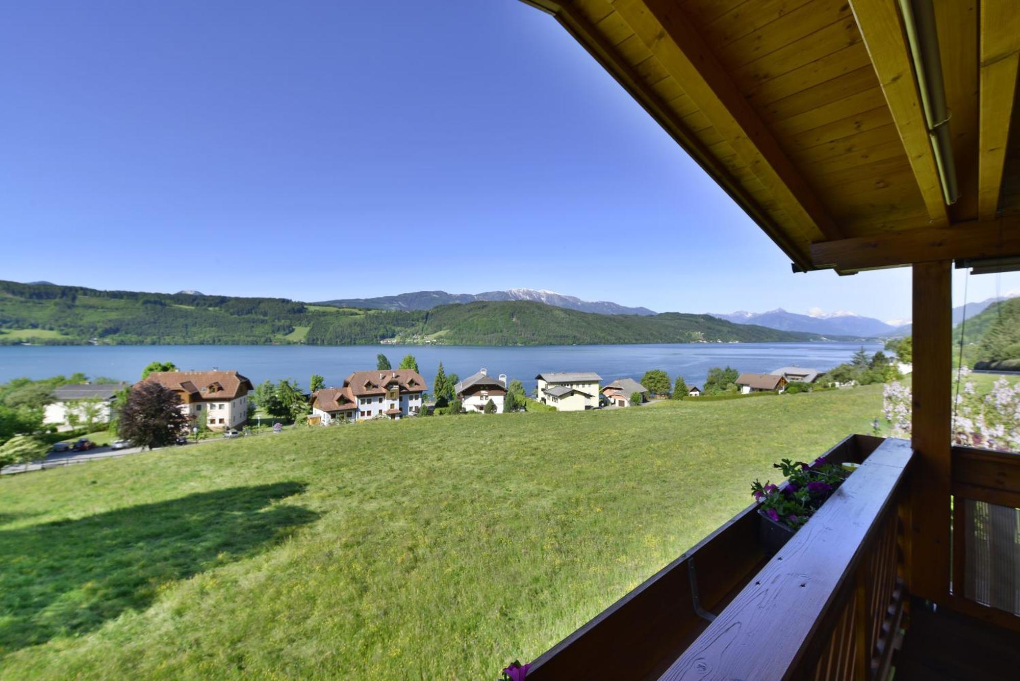 Haus Nowak Ferienwohnungen Мильстат Экстерьер фото